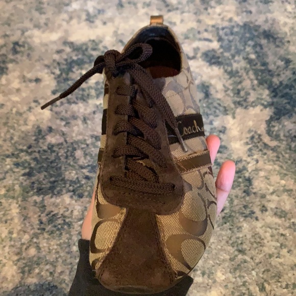 USED COACH shoes - Picture 8 of 11